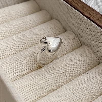 S925 Sterling Silver Heart Ring - Korean Style with Smooth Texture, Perfect for Fashion Bloggers & Heart-Shaped Jewelry Enthusiasts