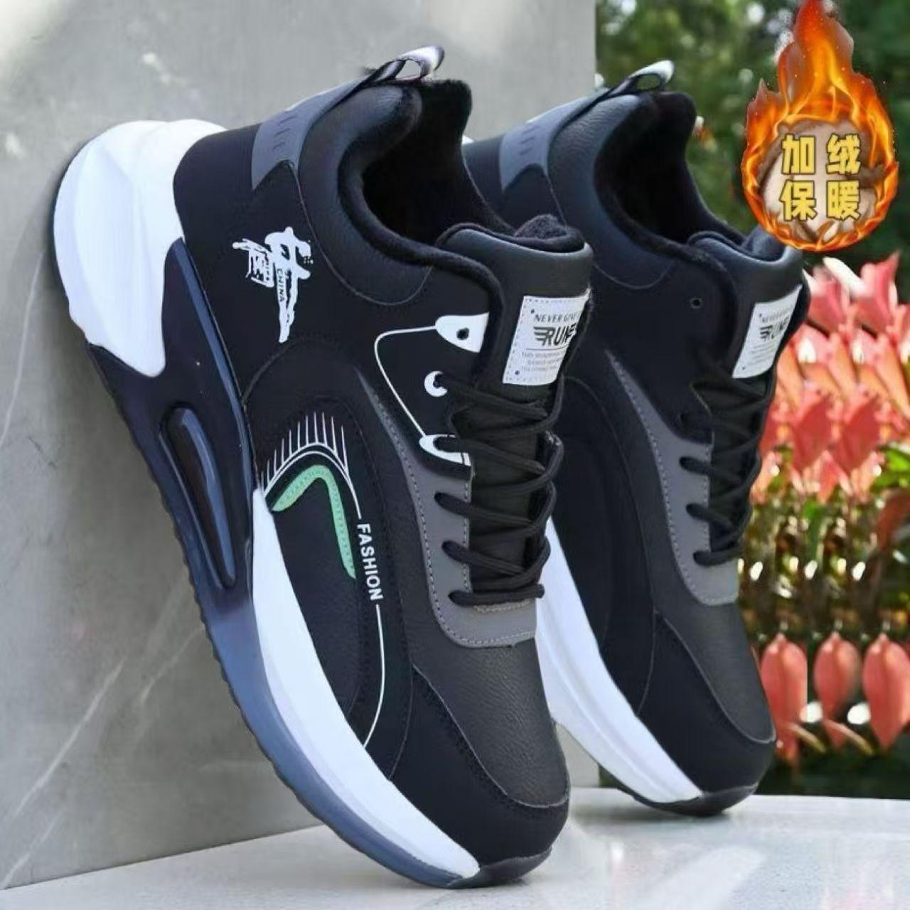 

Basketball shoes 22 autumn cold-proof thickened warm velvet shoes leather surface waterproof sports shoes casual cotton shoes 38
