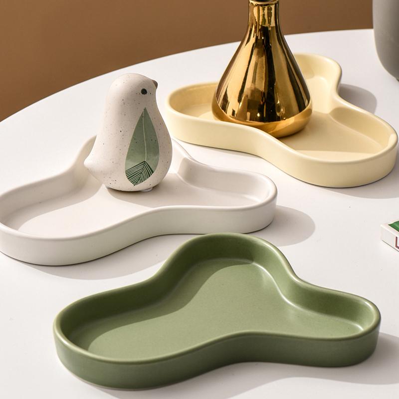 Nordic Style Irregular Ceramic Plate Cake Plate 8 Inch Jewelry Storage Tray Aromatherapy Tray Home Decoration Accessories