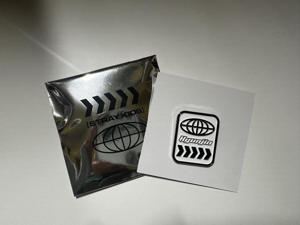 [USED] Official Stray Kids Hyunjin