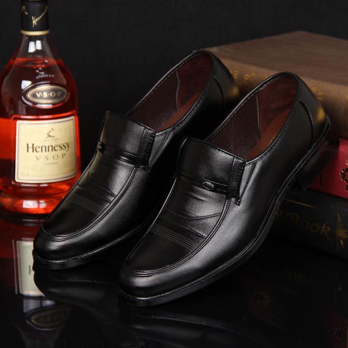 2025 New Men's Business Dress Casual Leather Shoes Work Shoes Office Men's Foot Casual Leather Shoes