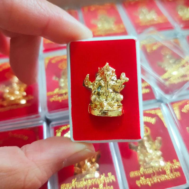 Hinduism Ganesha Elephant Head God Statue Red Velvet Box Powerful Success Amulet Jewelry Vintage Gifts Protect Health Lucky