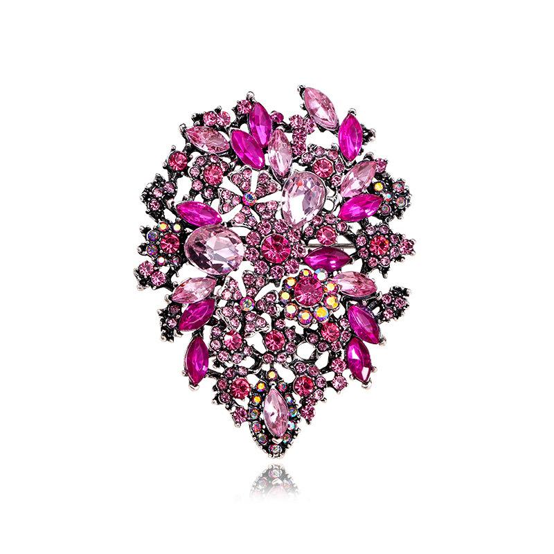 Retro Style Crystal Brooch Women's Atmospheric Corsage Coat Suit Anti-light Pin Diamond Accessories