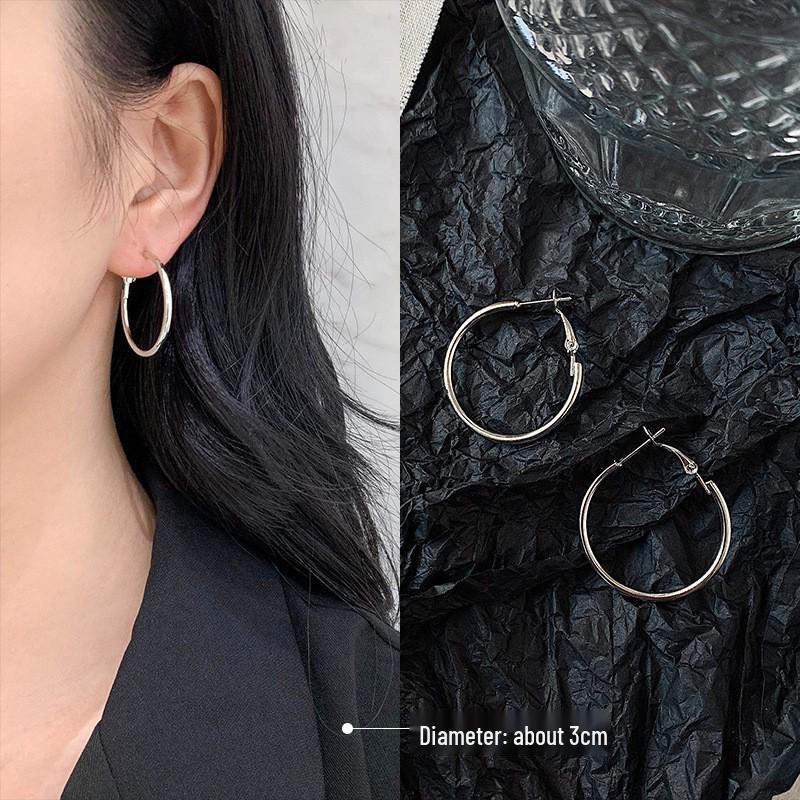Double Layer Geometric Hoop Earrings - Women's Light Luxury Versatile Ear Cuffs, European & American Style, Exaggerated Circle Dangles Jewelry.