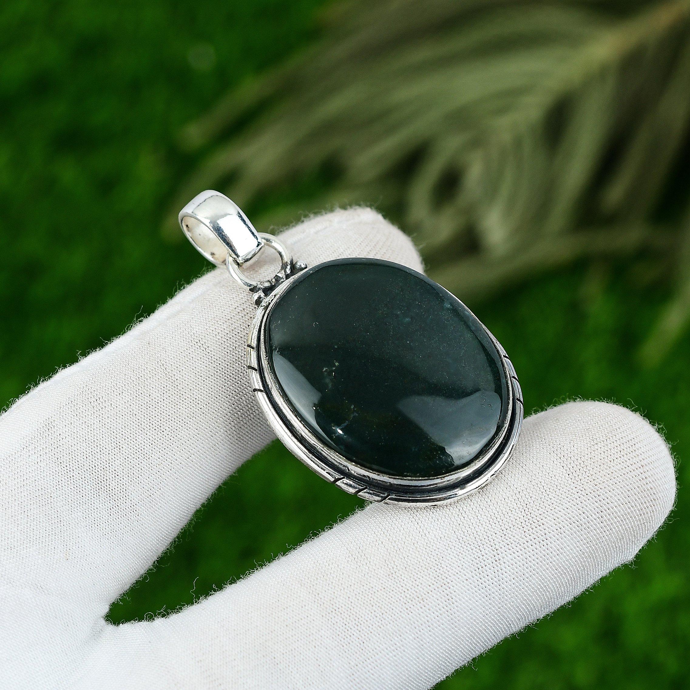 

Oval Bloodstone Stone 925 Silver Bezel Root Chakra Daughter New Pendant Jewelry