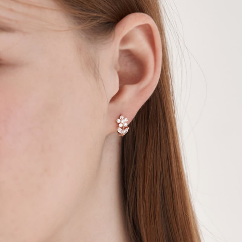CRANNE 14K GF Simple Flower Petal One-Touch Earrings C24EGF207