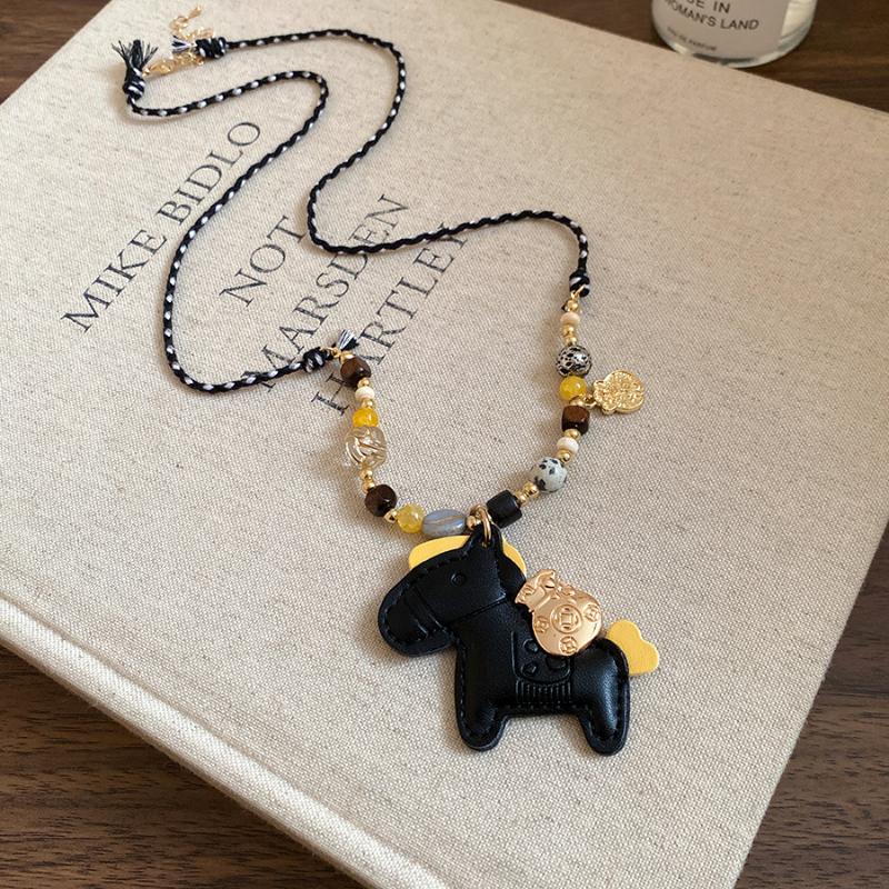 

Винтажное ожерелье из бисера и кожи с лошадью для женщин, подвеска, длинная цепочка на шею, цепочка для свитера, цепочка для ключицы, ювелирные аксессуары, подарок