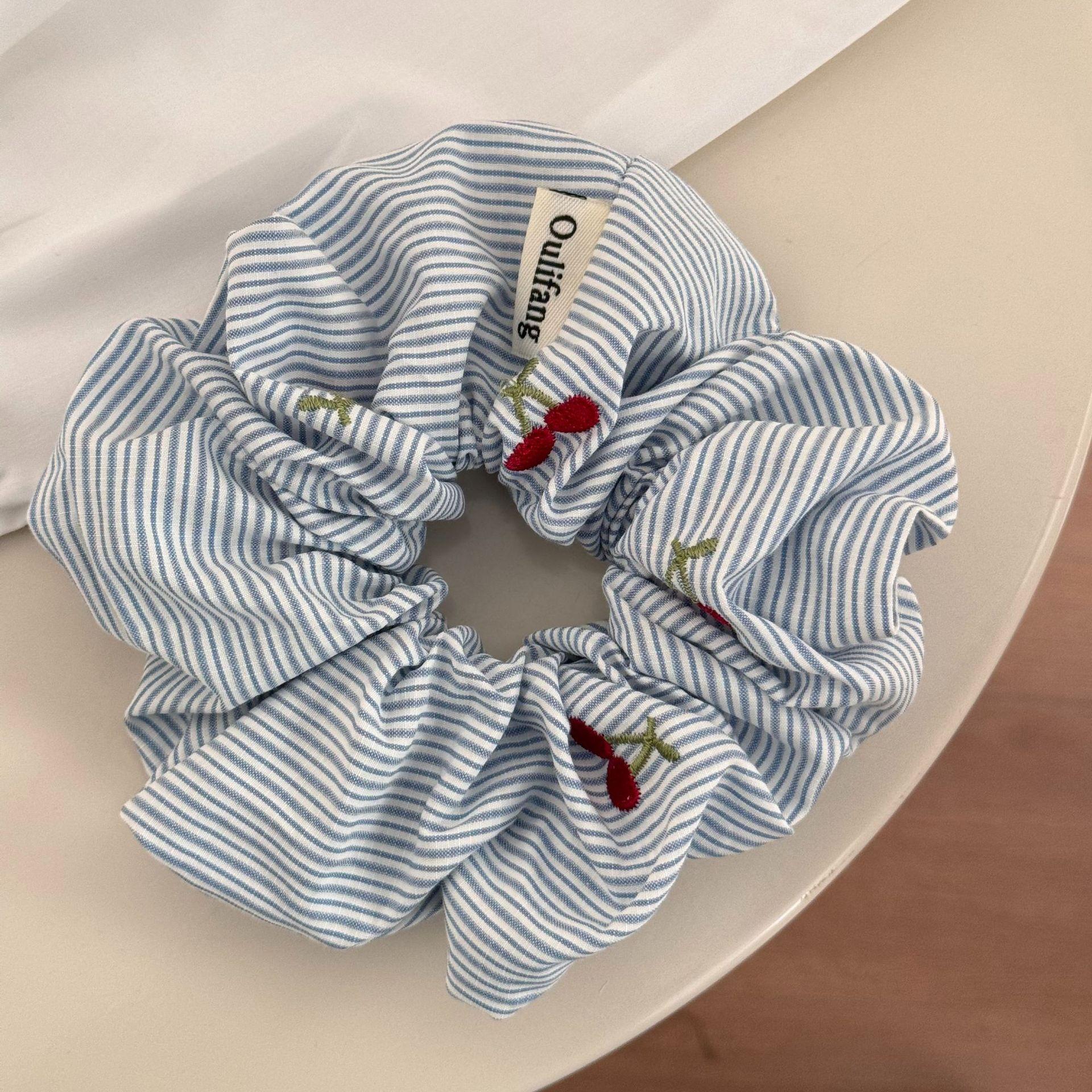 

Большая широкая резинка для волос, эластичная резинка-скранчи, повязка на голову, резинка для женщин, девушек, взрослых, k-pop, ведущая мода, популярный винтажный фасцинатор