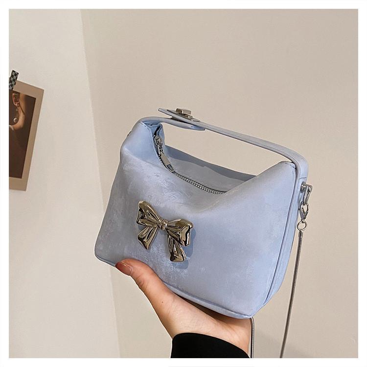 Fashionable Chain Strap Shoulder Bag With Butterfly Knot For Women синий