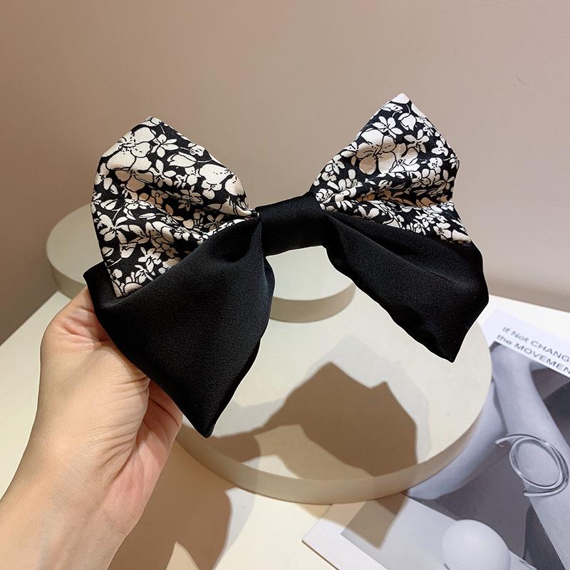 

Аксессуары для волос «Бабочка-узел»: Простая повязка на голову в виде белого оленя, низкий хвост и ободок для волос в виде толстой кишки для девочек.