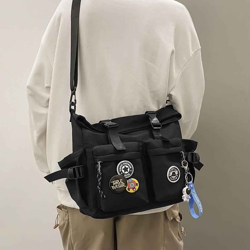 1pc Men's Trendy Nylon Shoulder Bag, Large Capacity Casual All-match Messenger Bag
