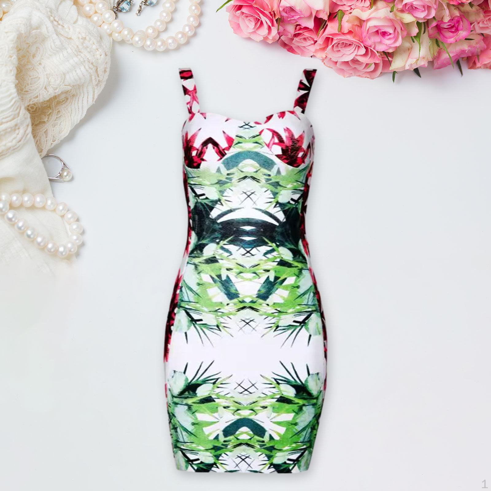 

Шикарное платье без рукавов для элегантных мероприятий S