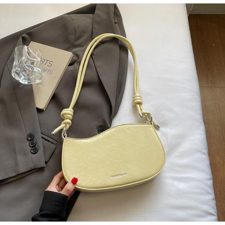 

Portable small bag women s 2025 summer new shoulder bag versatile foreign style advanced texture commuter underarm messenger bag жёлтый