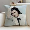 L-Laura Pausini Cushion Cover Cushion Cover Pillowcase, Anti-Mite Invisible Zipper, Linen Sofa Cushion