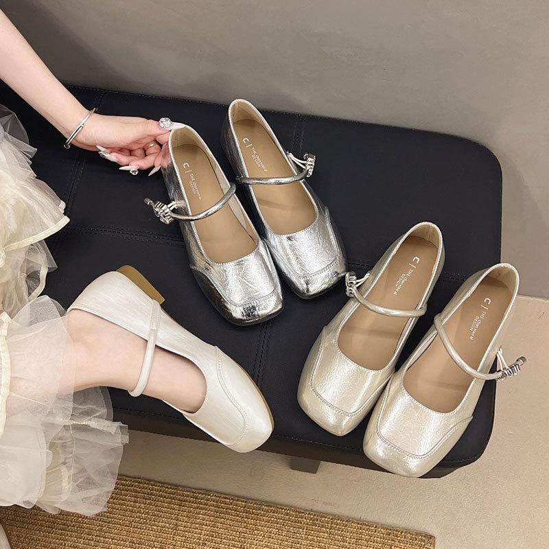 Xiaoxiangfeng with Skirt and Small Single Shoes for Women's Summer 2025 New Fashionable Versatile Shoes with Small Soft Soles Mary Jane Shoes