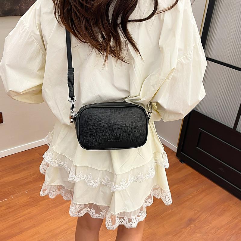 Popular Small Bag Women's Summer New Simple Small Square Bag Shoulder Messenger Bag