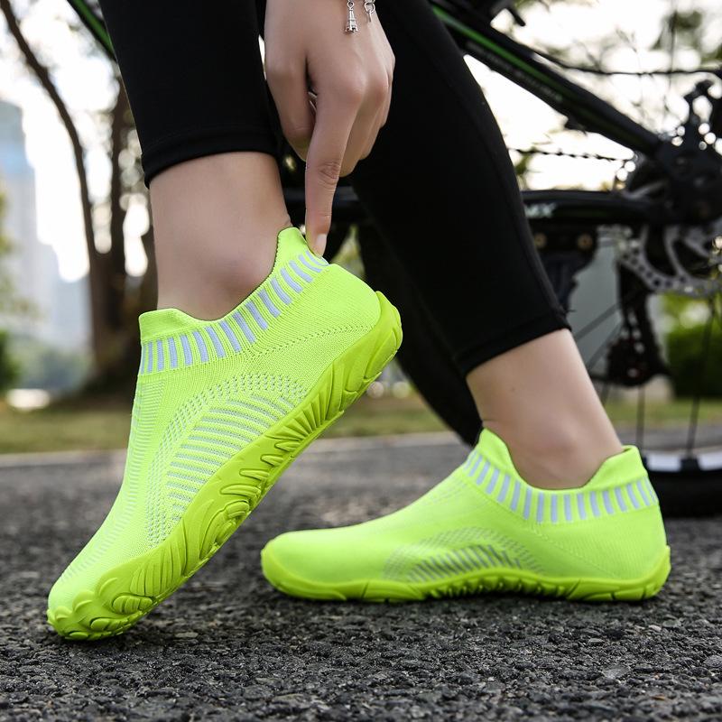 New spring and summer thick-soled wading shoes sewing line casual gray mesh low tube flat heel men's round head rain shoes