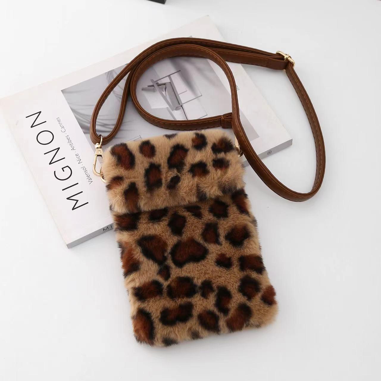 Korean Style Cute Furry Bag: 2024 Autumn/Winter, Large Capacity, Fashionable Commute Crossbody, Light Luxury
