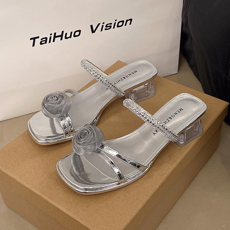 

Женские летние сандалии на высоком каблуке для ношения на улице с юбками, фееричные с надписью из стразов, цветами, кристаллами и темпераментные крутые шлепанцы 40 серебряный