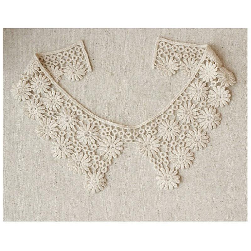 Lace Fabric Neckline Detachable Fake Collar DIY Breathable Scarf Around Neck Flower Sweet Hollow Comfortable Patch