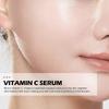 West Month Vitamin C Facial Essence Hydrates, Moisturizes, Whitens The Face And Reduces Fine Lines