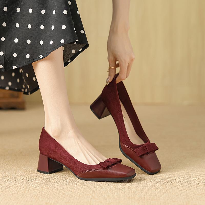 New Burgundy Festive Single Shoes Fashion Thick Heel Square Head Khaki Temperament Versatile Single Shoes Women