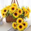 Künstliche Blume Seiden Sonnenblume Hochzeit Brautstrauß Valentinstag Kranz Dekoration Haus Zimmer Außen Garten Hof DIY Geschenk Requisite