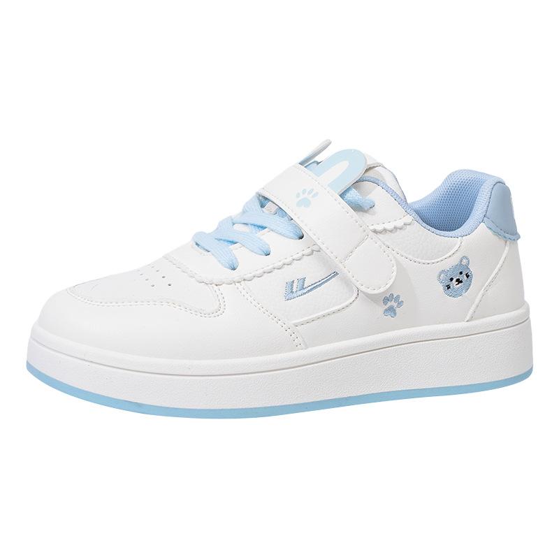 Small fresh and cute low-top board shoes embroidered small white shoes simple high school students daily commuting shoes