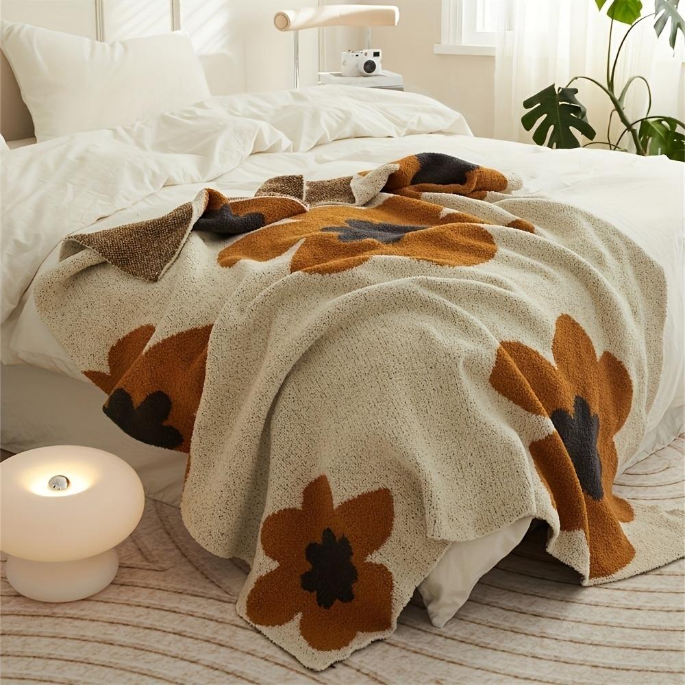 Soft Nordic Ins Style Sunflower Flannel Knit Blanket for Couch Nap Office AC Lightweight Single-Size Brushed Throw with Tassels