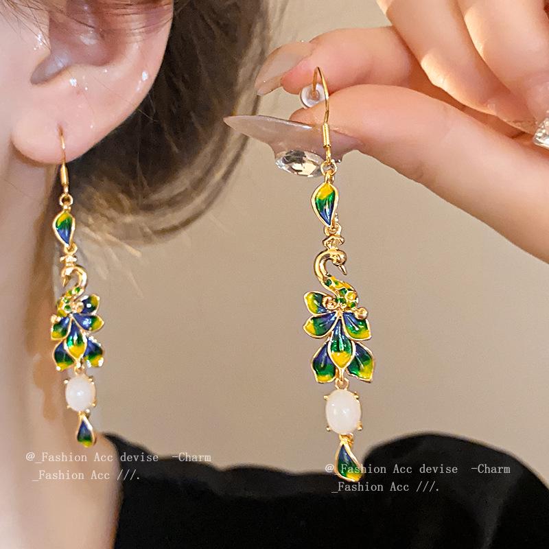 

Real Gold-Plated Peacock Drip Oil Earrings: Luxurious, Elegant Chinese Style Ear Hooks