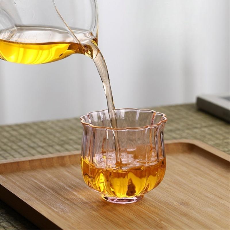 Chinese style Lotus Glass Tea Infusers Pitcher Heat Resistant Hammered Kung Fu Chahai Creative Transparent Tea cup
