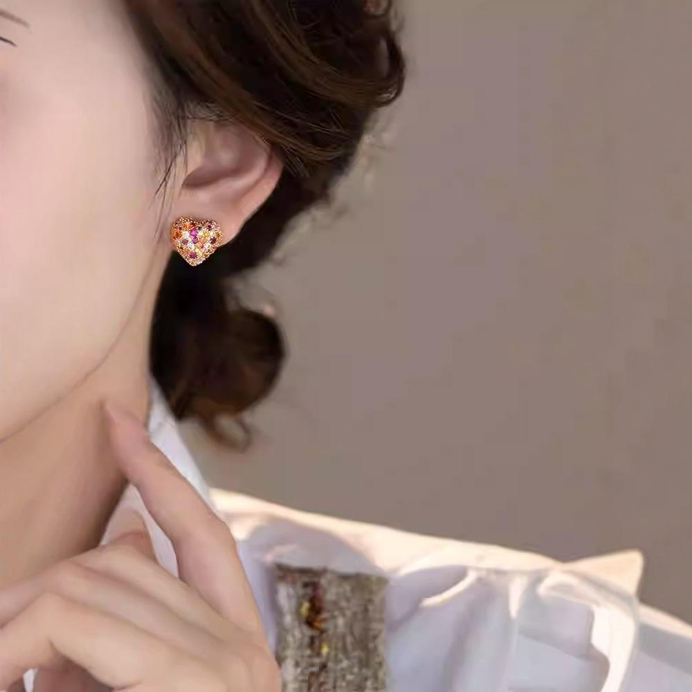Temperament Fuchsia Colorful Love Zircon Stud Earrings Women'S Small Exquisite Fashion Unique High-End Beautiful Earrings