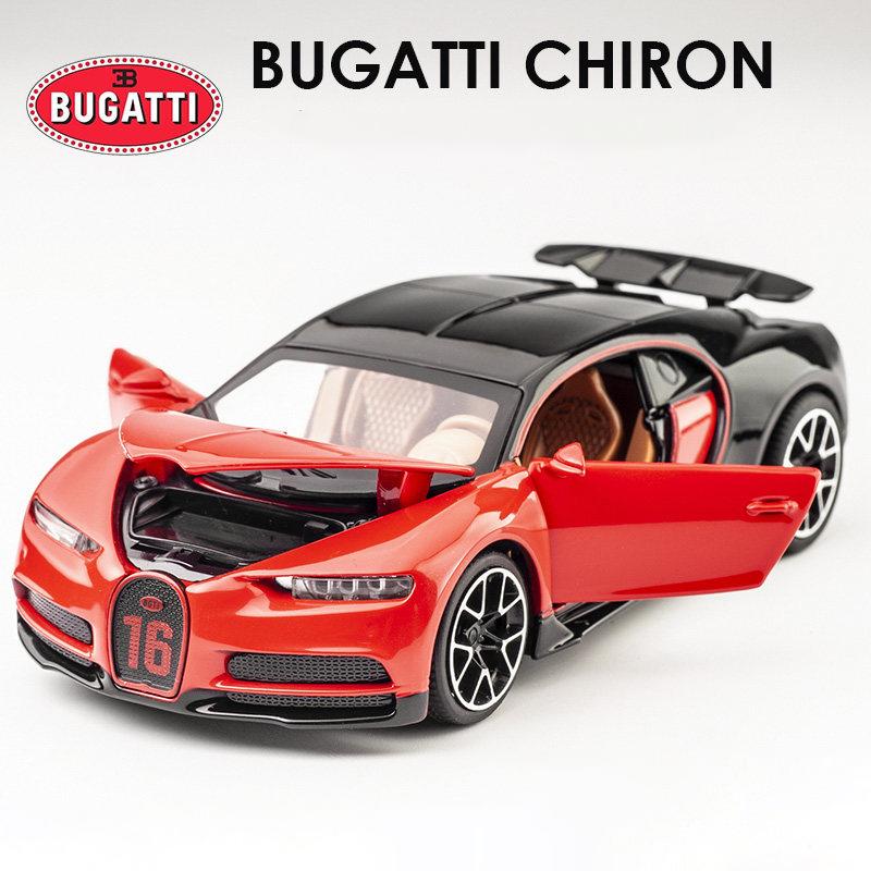 

1/32 Bugatti Chiron Sports Car Металлическая игрушечная машина из сплава Литые игрушечные машинки и транспортные средства Модель автомобиля Звуковая и световая модель автомобиля Игрушки для детей красный