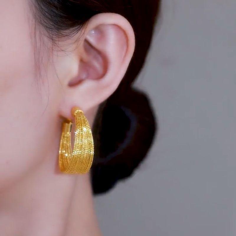 

Type C European and American Personalized Heavy Industry Multi-Level Women s Ear Ring Gold Silver Needle