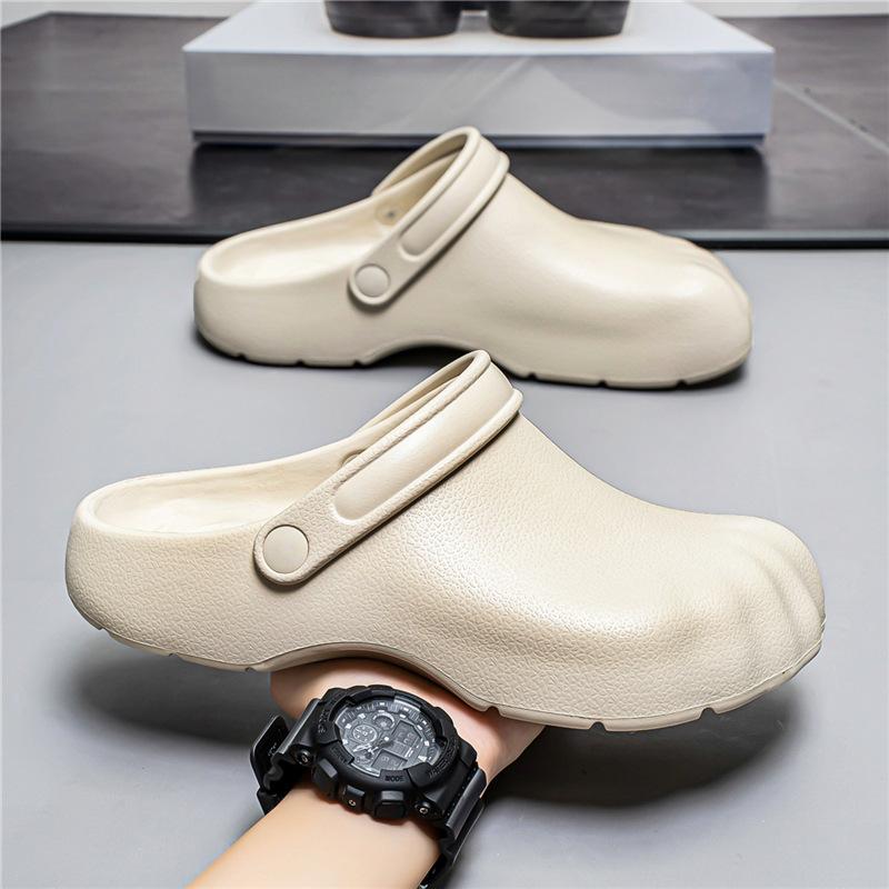 Summer new fashion trend versatile cool slippers non-slip bag head half tray large size men wear travel beach shoes