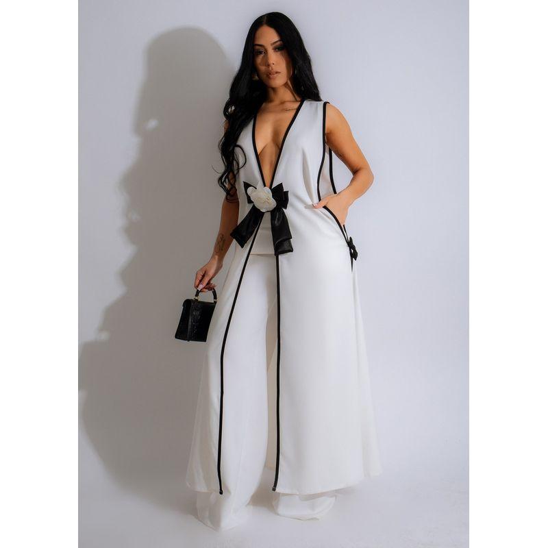 

Bow Deep V-neck Top and Pants Set Bows Deep V Neck Top and Trousers Suit White G0690 S
