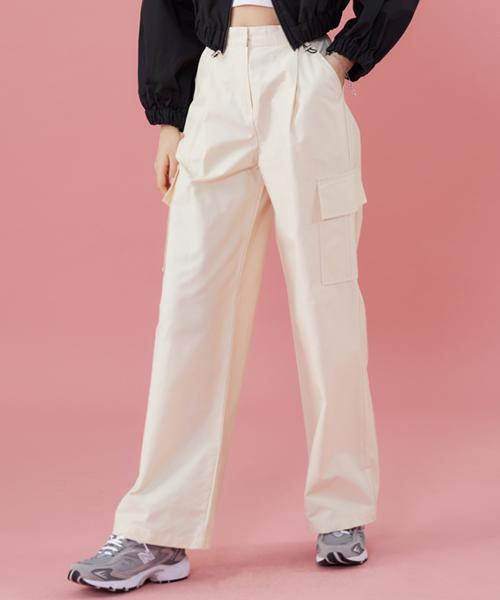 KOLEAT Women Functional Crinkly Wide Cargo Slacks Pants [Ivory]