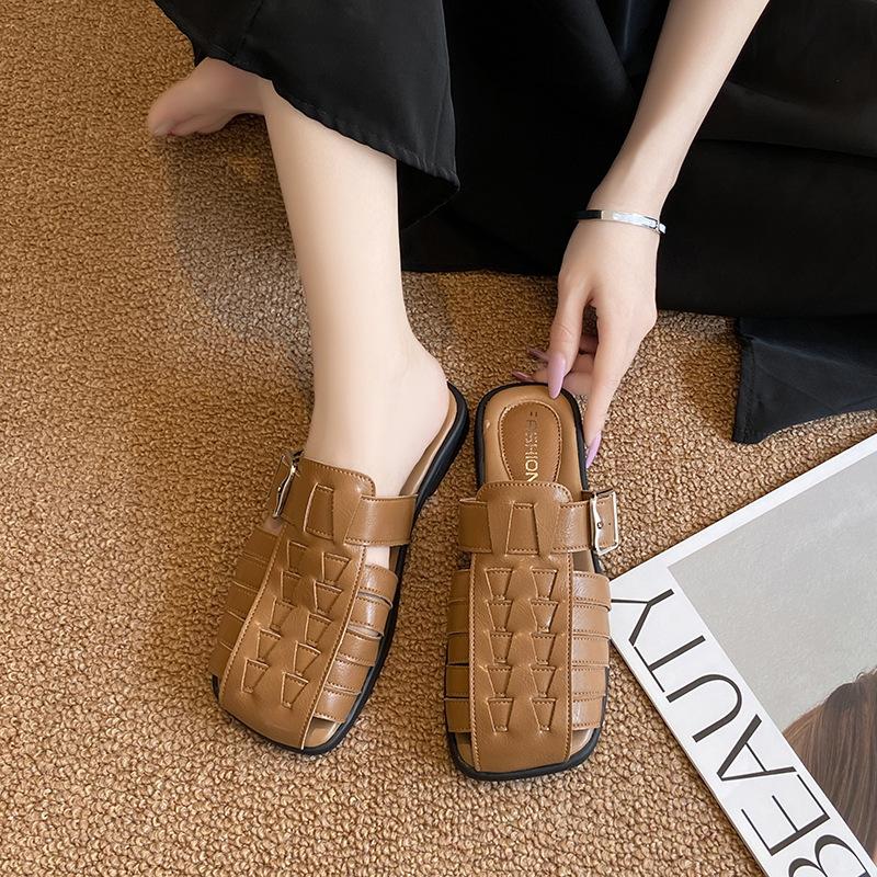 2025 French Women's Slippers Summer One-step Soft-soled Woven Casual Shoes New Hollow-toe Sandals with Dresses Designer Brands
