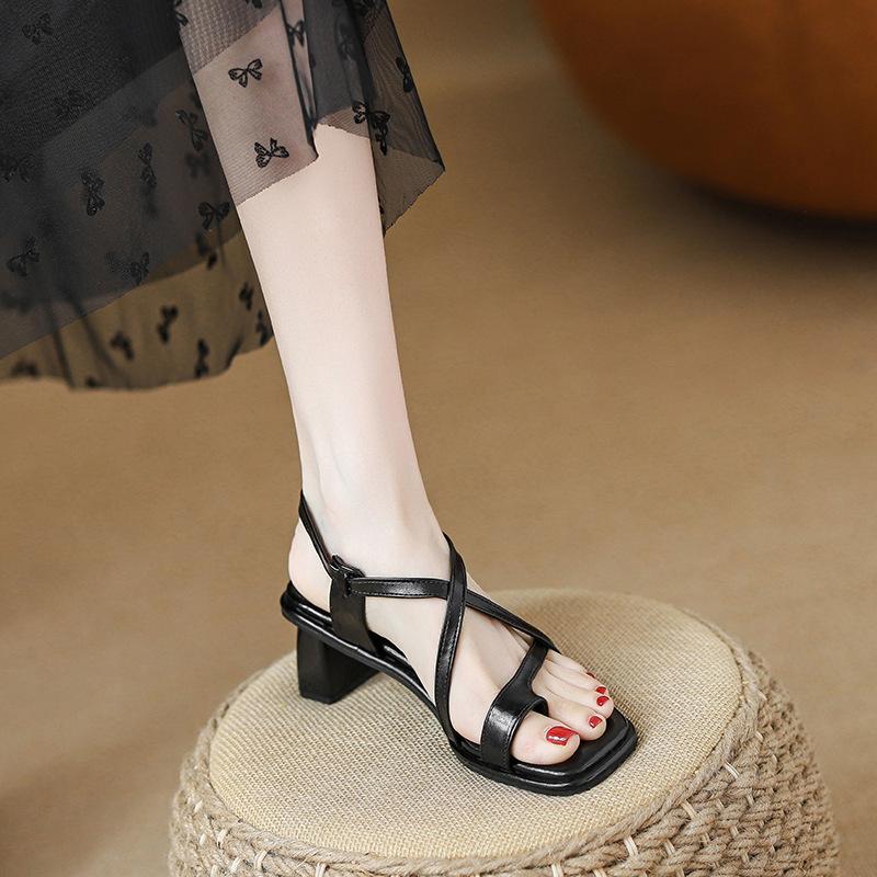 

Набор женских летних новых ретро студенческих туфель на толстом каблуке 34 чёрный