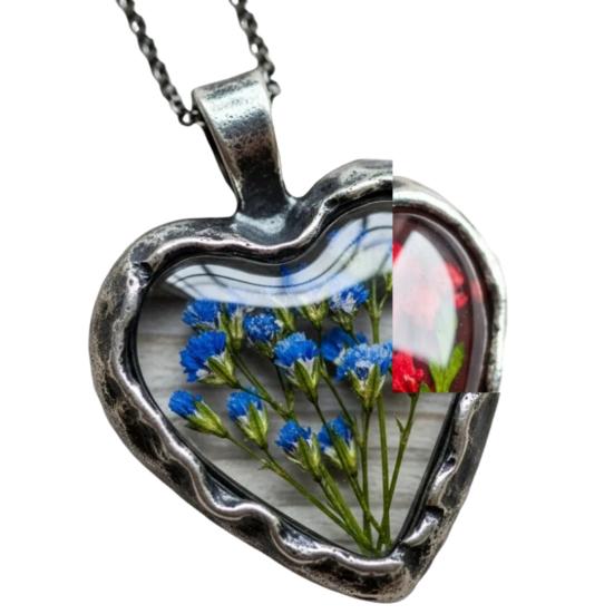 Everlasting Flower Heart Necklace Vintage Floral Jewelry Flowers in Heart Charm Handmade Necklace for Women Anniversary Valentine's Day Gift