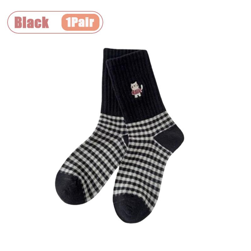 1-10Pairs Vintage Black White Plaid Mid Calf Socks for Women Autumn Winter Cute Cat Cartoon Design Cotton Long Socks