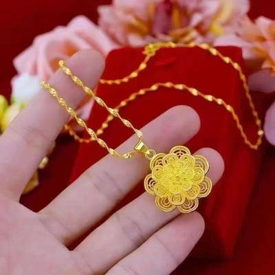 Elegant Gold Peony Water Wave Chain Necklace