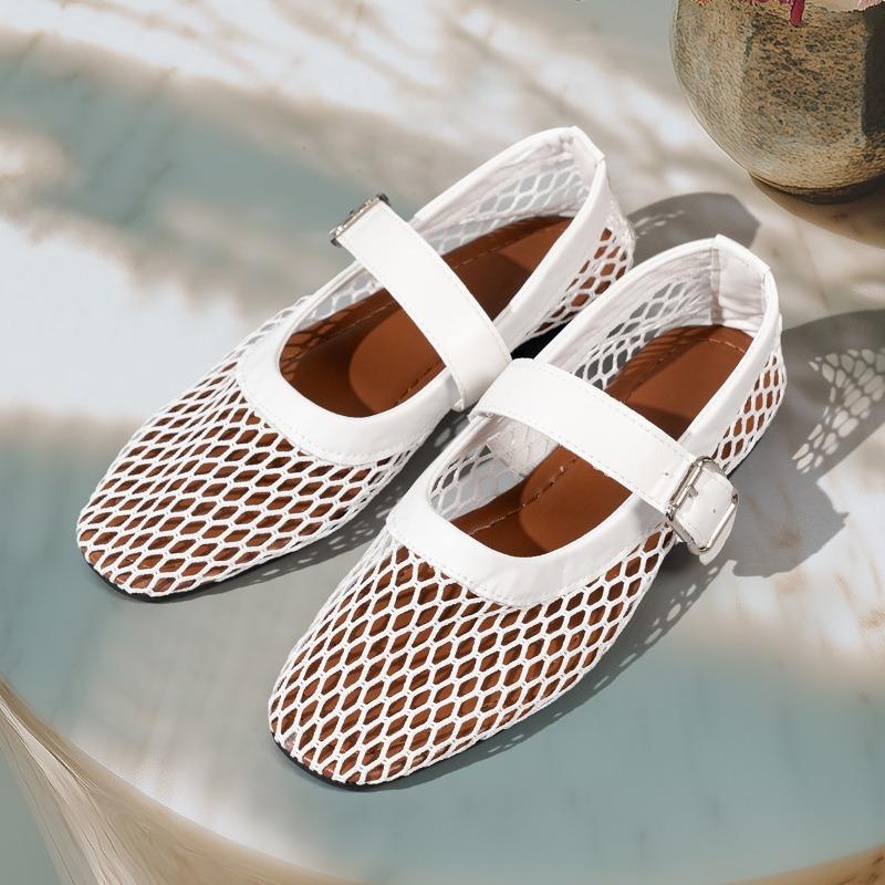 Fashion Beach Sandals Women Ladies Solid Colour Breathable Hollow Mesh Buckle Flat Bottom Large Size See-Through Casual Shoes For Women