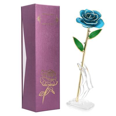 Decoração de casa – Flores e coroas artificiais