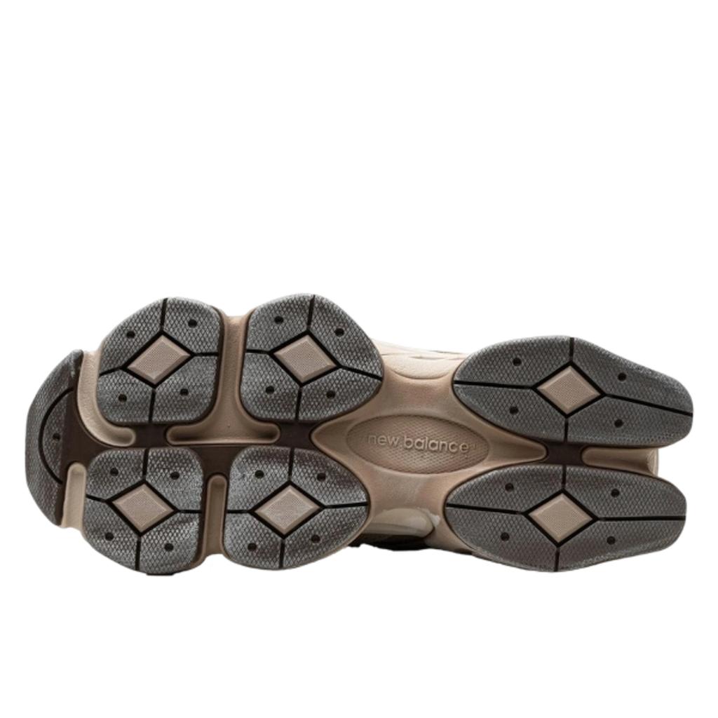 New Balance 9060 Mushroom Brown