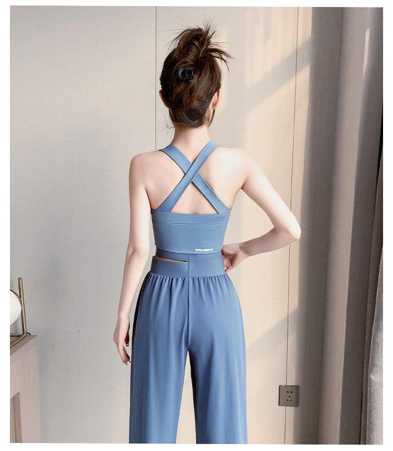 Women's Summer 2024 Sports Set: Shockproof Bra & Quick-Dry Pants for Running & Yoga