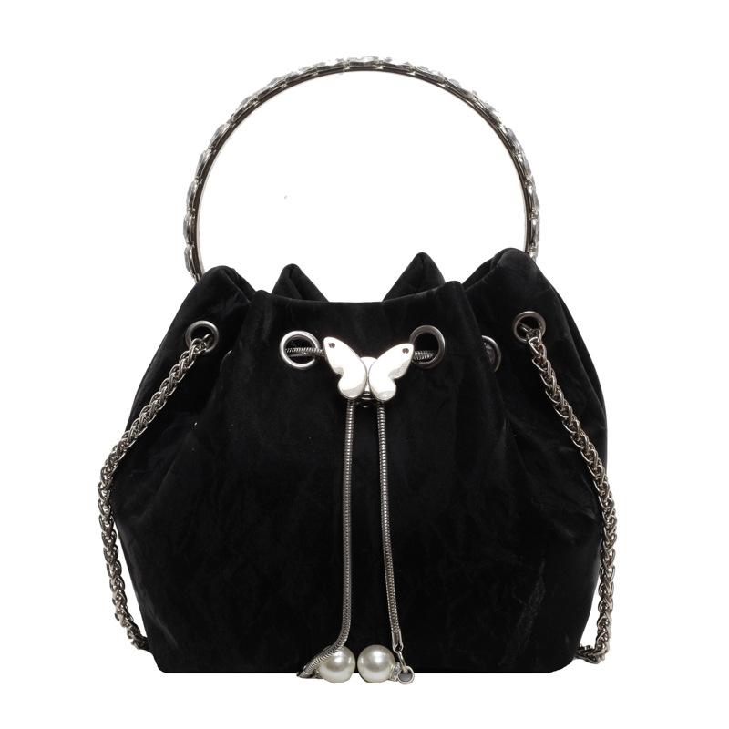 Fashionable Hand-held Pleated Bucket Bag Simple and Versatile Chain Crossbody Bag