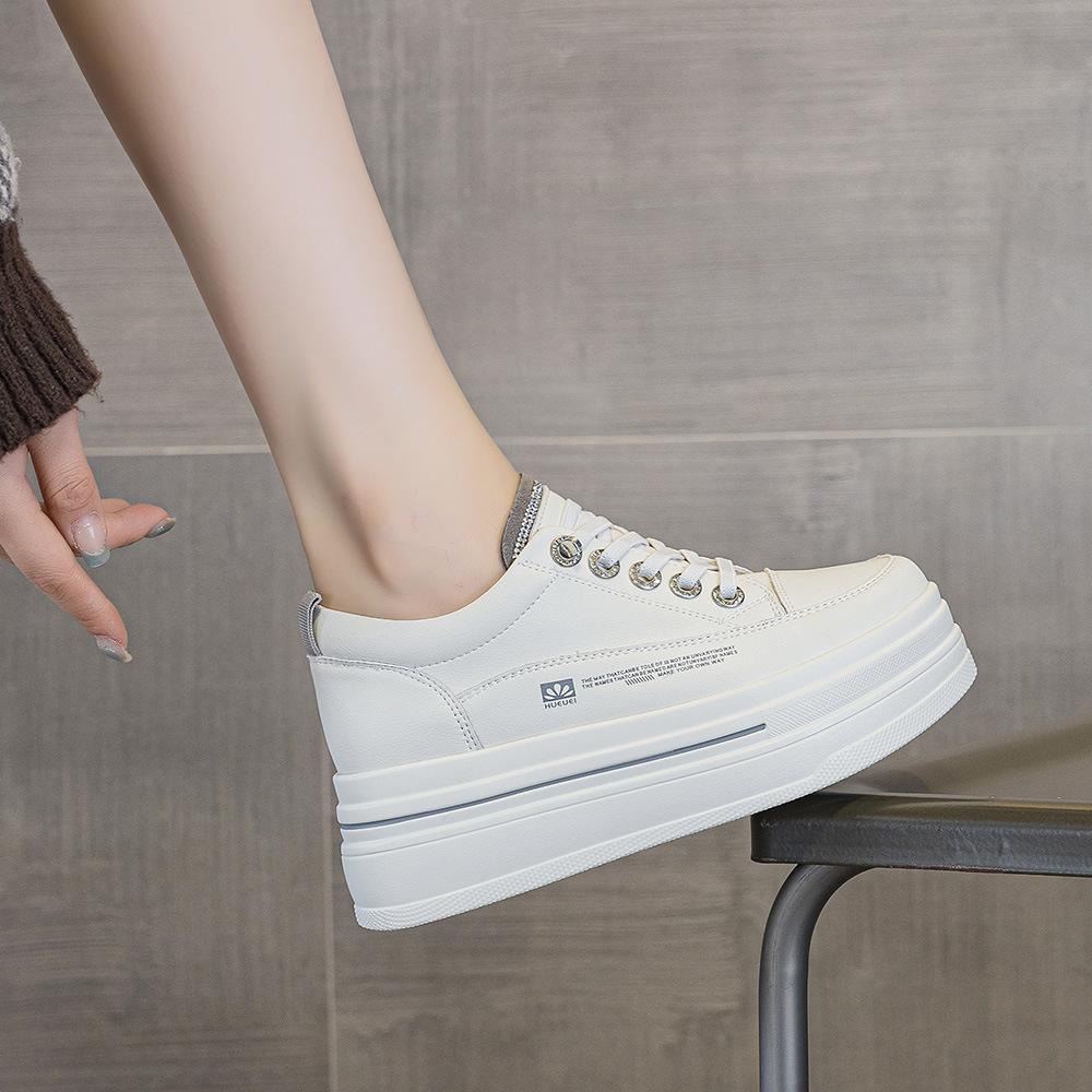 Spring and Autumn new leather inner height increase women's versatile leather face muffin women's shoes platform single shoes casual shoes