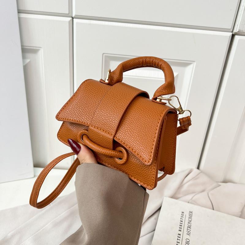 Stylish Pu Leather Shoulder Bag For Women Small Square Bag With Flap Cover Design