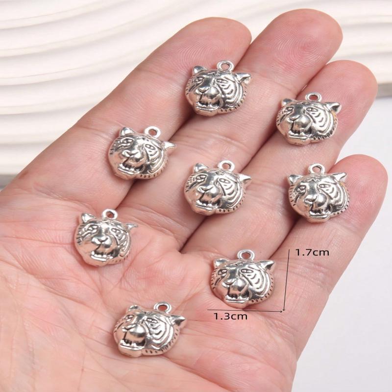 Nature-Inspired Hip Hop Animal & Insect Alloy Charm Pendant for DIY Necklaces & Bracelets